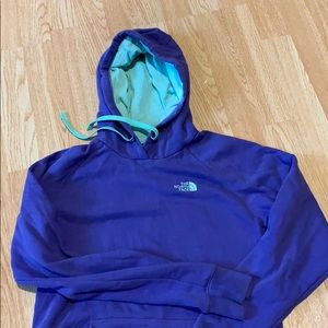 The North face, like NEW hoodie!